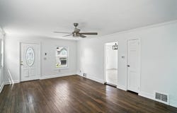 71 Commonwealth Avenue, Middletown, NY 10940