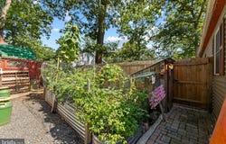 33 TEABERRY STREET, BROWNS MILLS, NJ 08015