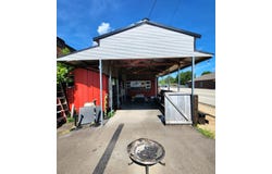 68 Front St, BIG SANDY, TN 38221