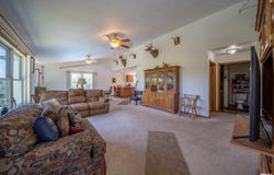 21501 N Berchtold Road, Chillicothe, IL 61523