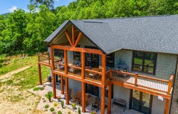 929 Poor House Farm Road, Amherst, VA 24521