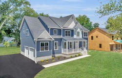 13 BEAVER AVENUE, MOUNT LAUREL, NJ 08054