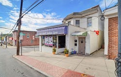 17 Lockwood Avenue, Yonkers, NY 10701
