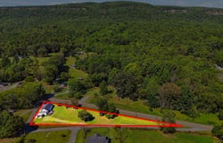 9590 Valley View Highway, Whitwell, TN 37397