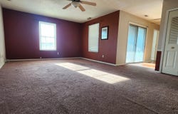 1622 Queensbridge Square, Indianapolis, IN 46219