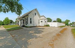 421 N Pearl Street, Butler, IN 46721-1157