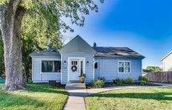 222 Chan View, Chanhassen, MN 55317