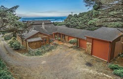 3333 SW Pacific Coast Highway, Waldport, OR 97394