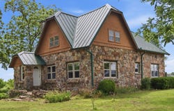 2886 County Road 382, Dora, MO 65637