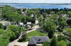 1 COLONIAL CIR, Storm Lake, IA 50588