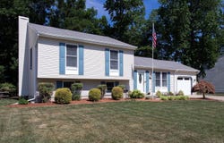 6875 KANGAROO DR, WALDORF, MD 20603