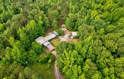 135 Red Bird Cove, Batesville, MS 38606