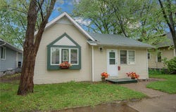 404 4th Avenue NE, Saint Cloud, MN 56304