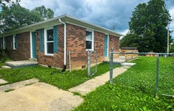 19 Elmwood Court, Frankfort, KY 40601