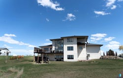 26183 Sunset Bluff Dr, Canistota, SD 57012