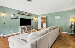 52335 Scott Street, South Bend, IN 46637-2956