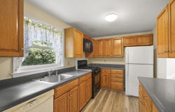 18 Harbor Hill Drive, Bourne, MA 02532
