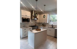 1500 Sylvan Glade RD, Austin, TX 78745
