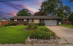 3414 Emma Lane, Godfrey, IL 62035