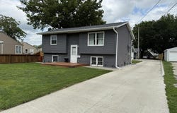 423 N Main Street, Osceola, IA 50213