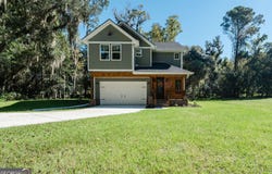 91 Sir Edward Teach Road, Midway, GA 31320