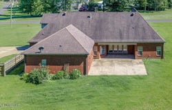 10213 Emerald Forest Drive, Hernando, MS 38632