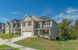 112 Kingberry St, Oak Ridge, TN 37830