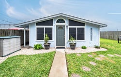 204 S Second, ROCKPORT, TX 78382