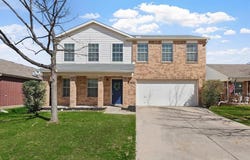 9005 Wagon Trail, Aubrey, TX 76227
