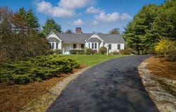 72 McAllister Road, Bedford, NH 03110