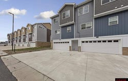 3052 Bluestem Trail, Mankato, MN 56001