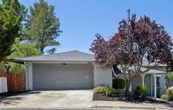 15 Picardo Court, Pacifica, CA 94044