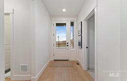 6408 N Barholm Ln, Eagle, ID 83616