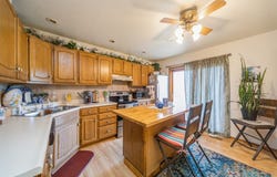 1012 E Competine Street unit: 201, Knoxville, IA 50138