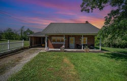 867 Richmond Rd Loop 3, Paint Lick, KY 40461