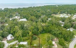 225 B Ave G, Apalachicola, FL 32320