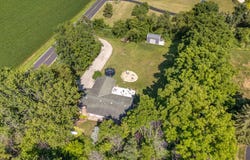 861 Bridge Rd, Cedarburg, WI 53012