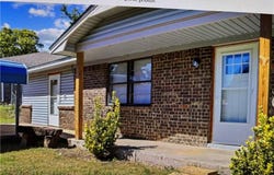 39929 W Drury LN, Howe, OK 74940