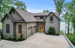 2231 Lookout Mountain Drive, Scottsboro, AL 35769