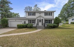 424 Crestview Place, Cadillac, MI 49601