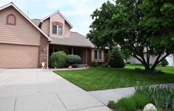 2116 Fairview Dr., Norfolk, NE 68701