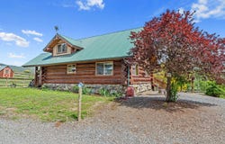 1427 CHAPIN RD N, EVANS, WA 99126