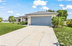 307 NE 25th Terrace, Cape Coral, FL 33909