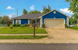 4801 Orchard Ln, Columbia, MO 65202