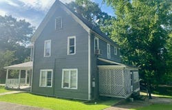 400 Burke Ave, Mccomb, MS 39648