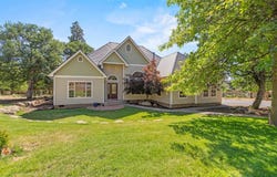 10620 Rock Dove Court, Klamath Falls, OR 97601