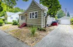648 W 8TH AVE, Eugene, OR 97402