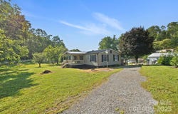 374 Big Hungry Road, Flat Rock, NC 28731