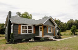401 S Thayer Ave., Aberdeen, MS 39730
