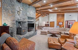 19913 Pepper Tree Road, Edgerton, KS 66021